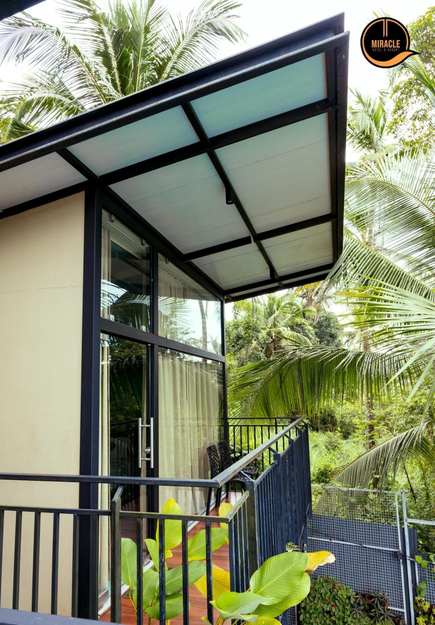 Miracle Hotel And Resorts Kozhikode Habitación foto